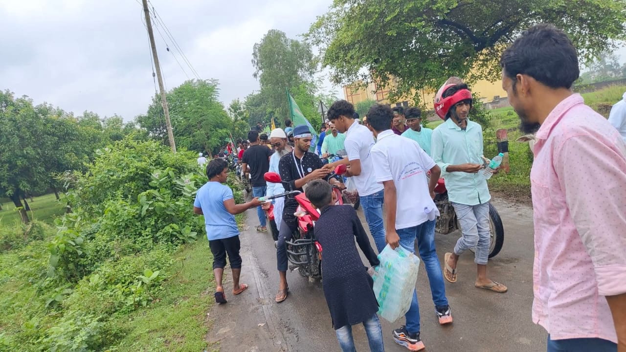 Students at water station